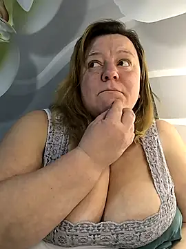 jusichka online show from 10/29/25, 05:34