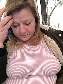 jusichka online show from 12/17/25, 08:19