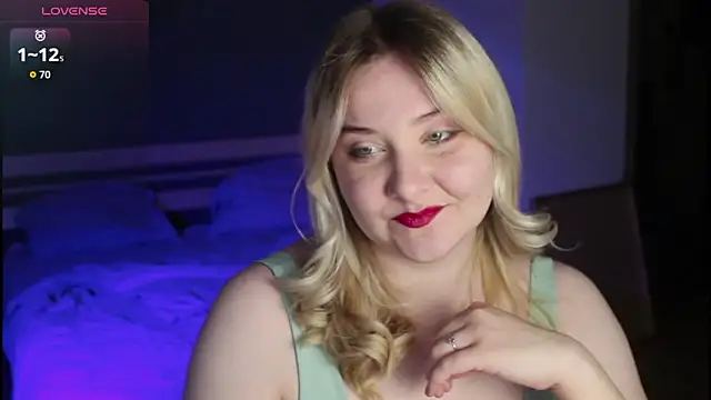 sensual girrrl online show from 05/05/26, 11:41
