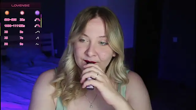 sensual girrrl online show from 07/09/26, 12:22