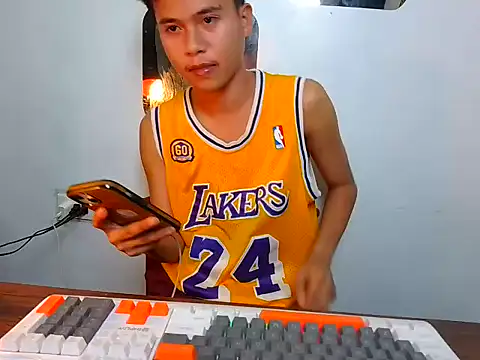 Asiantwink21 online show from 09/17/25, 02:30