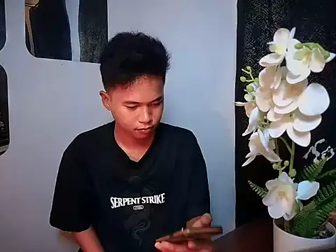 Asiantwink21 online show from 09/30/25, 07:09