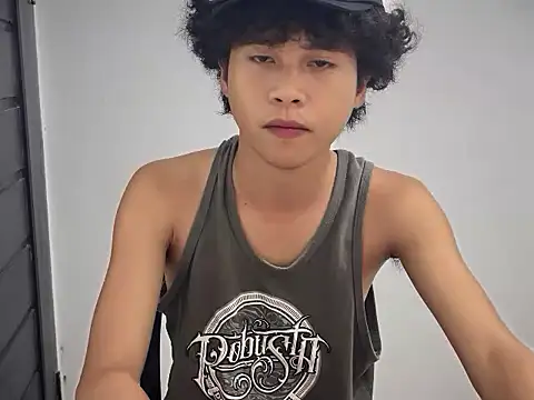 Asiantwink21 online show from 04/05/26, 04:02