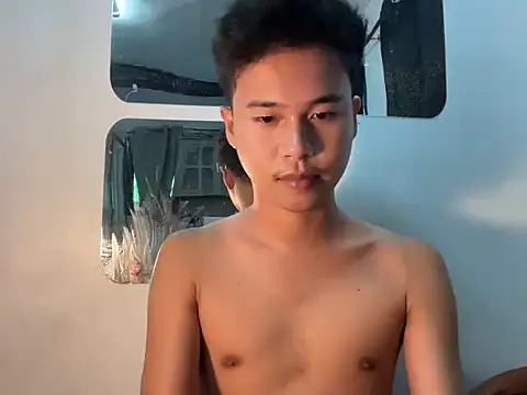 Asiantwink21 online show from 09/14/25, 05:52