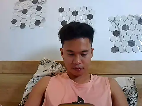 Asiantwink21 online show from 09/23/25, 04:58