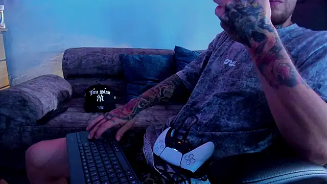 Drako Lamar online show from 12/13/25, 08:04