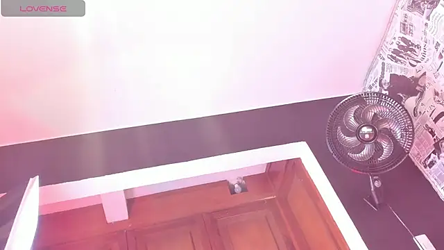 hot milkbitch online show from 11/29/25, 02:23