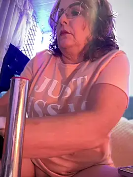 PaulinaSanders X online show from 12/19/25, 09:50