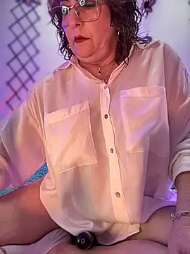 Snapshot of PaulinaSanders_X chatting on 02/10/26, 01:04 PaulinaSanders X online show from 02/10/26, 01:04