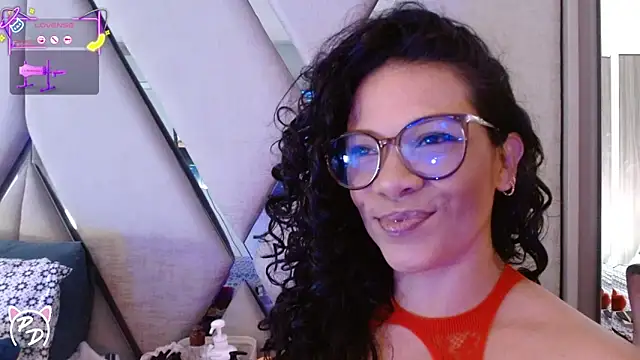 Snapshot of paula_daniela1 chatting on 06/09/26, 09:05 paula daniela1 online show from 06/09/26, 09:05