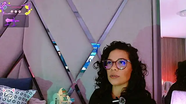 Snapshot of paula_daniela1 chatting on 06/07/26, 07:41 paula daniela1 online show from 06/07/26, 07:41