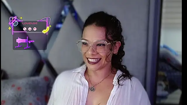 paula daniela1 online show from 11/02/25, 09:42