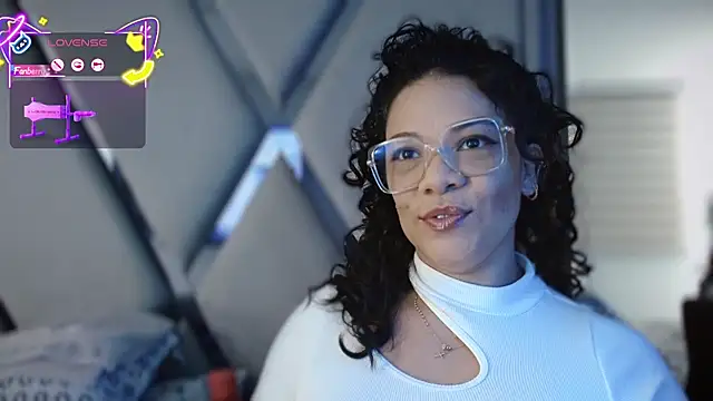 paula daniela1 online show from 10/11/25, 09:27