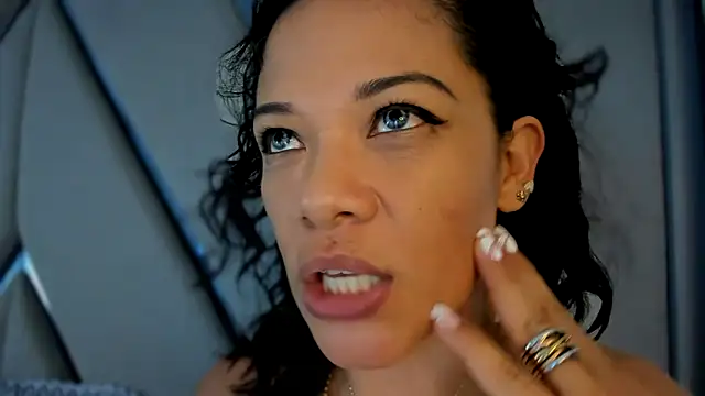 paula daniela1 online show from 03/23/25, 12:58