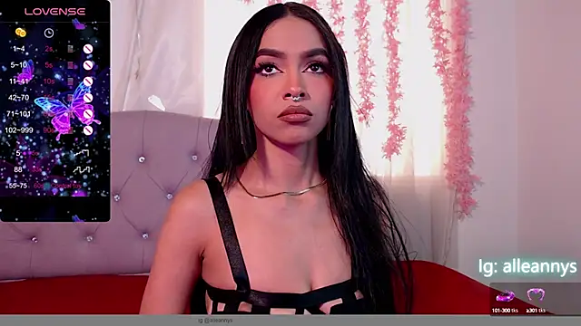 Snapshot of Alleanys_Cristal chatting on 02/20/25, 08:36 Alleanys Cristal online show from 02/20/25, 08:36