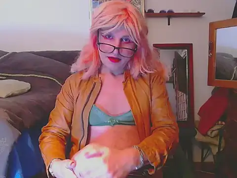 LorenJade online show from 05/06/26, 07:23