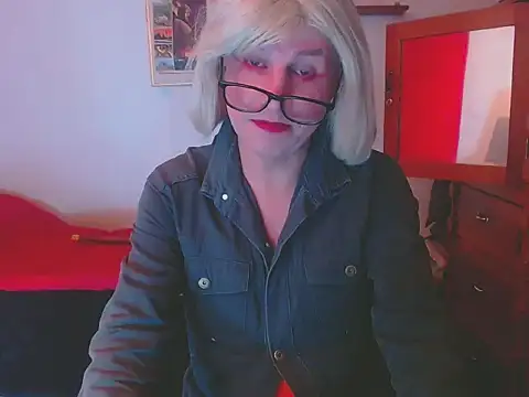 LorenJade online show from 12/19/25, 07:55