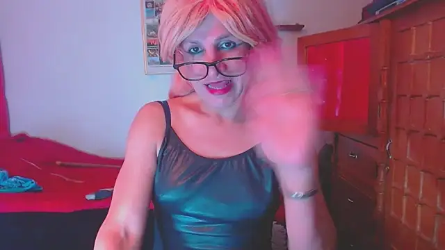 LorenJade online show from 11/25/25, 12:33