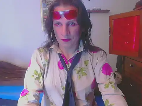 LorenJade online show from 01/13/26, 06:28