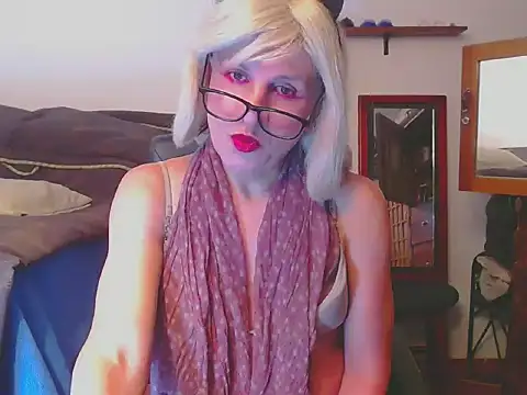 LorenJade online show from 05/02/26, 09:25