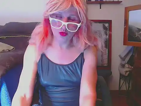 LorenJade online show from 05/11/26, 07:43
