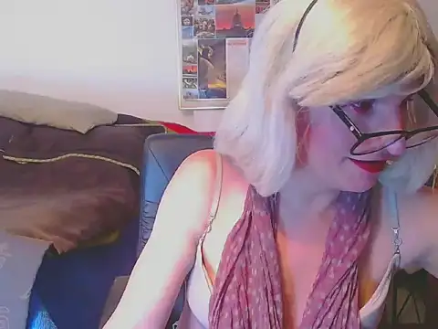 LorenJade online show from 05/01/26, 08:52
