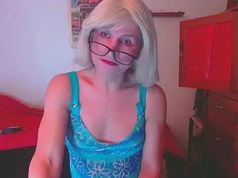 LorenJade online show from 12/18/25, 07:57