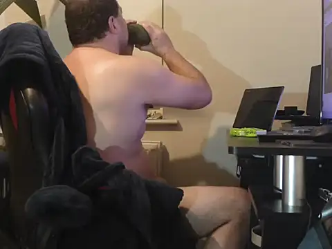 samson2012 online show from 10/26/25, 08:31