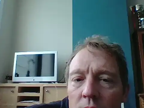 Snapshot of bertolini chatting on 02/20/25, 02:46 bertolini online show from 02/20/25, 02:46