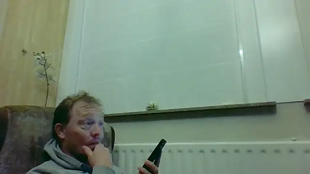 bertolini online show from 10/30/25, 08:17