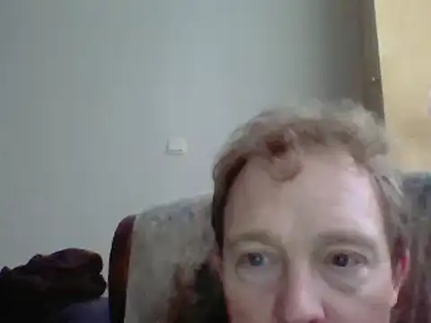 Snapshot of bertolini chatting on 02/23/25, 04:46 bertolini online show from 02/23/25, 04:46