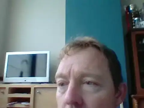 Snapshot of bertolini chatting on 01/19/25, 09:01 bertolini online show from 01/19/25, 09:01
