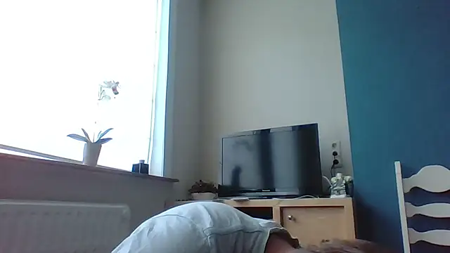 bertolini online show from 10/30/25, 08:12