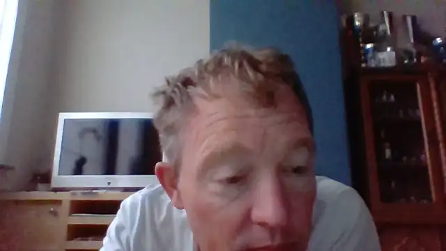 Snapshot of bertolini chatting on 10/10/25, 06:36 bertolini online show from 10/10/25, 06:36