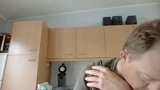bertolini online show from 06/08/26, 01:22