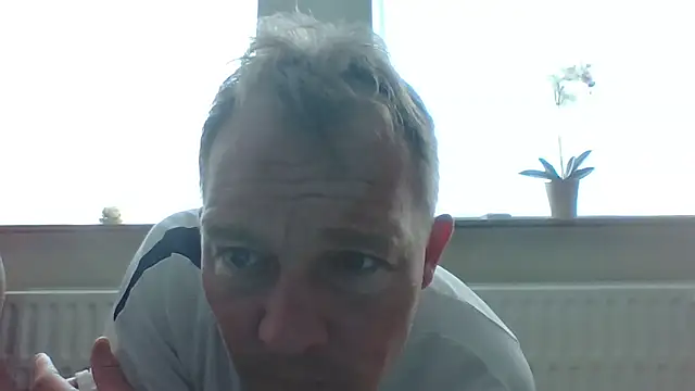 bertolini online show from 05/18/26, 07:02