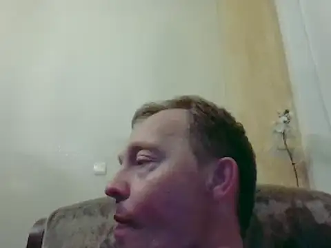 Snapshot of bertolini chatting on 03/14/25, 09:21 bertolini online show from 03/14/25, 09:21