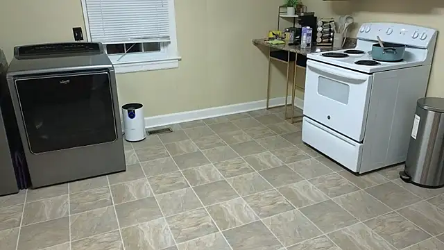 sexylilly69 online show from 10/27/25, 11:38