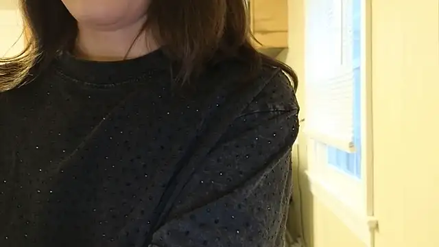 sexylilly69 online show from 11/11/25, 10:37