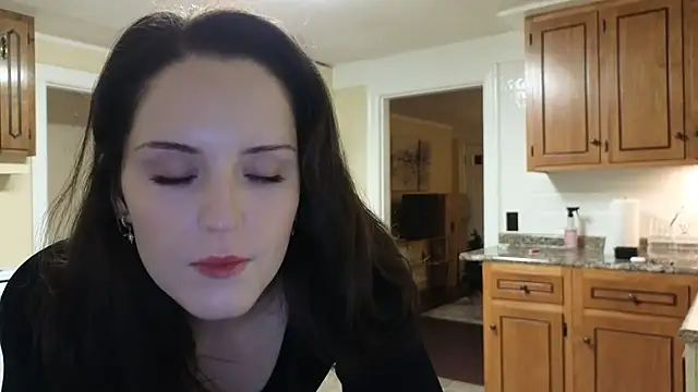 sexylilly69 online show from 11/24/25, 11:05