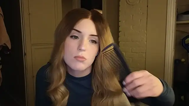 Snapshot of sexylilly69 chatting on 02/22/26, 04:26 sexylilly69 online show from 02/22/26, 04:26