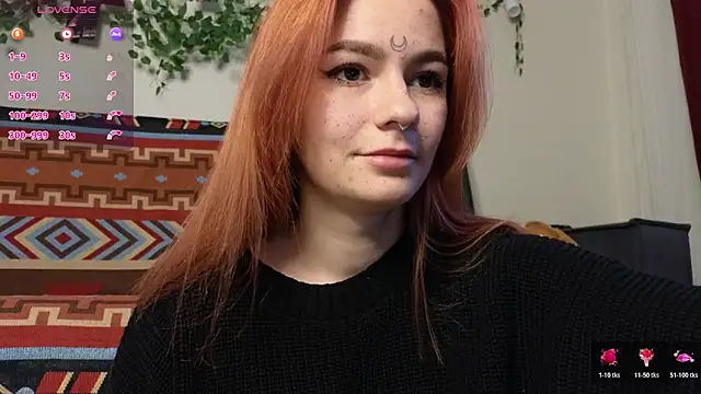 girl with snaketatto0 online show from 11/27/25, 04:02