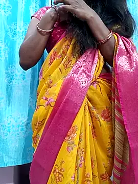 Snapshot of indian-adhaya chatting on 10/18/25, 01:13 indian-adhaya online show from 10/18/25, 01:13