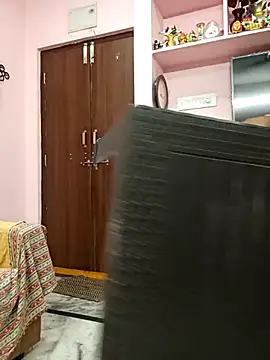 Snapshot of indian-adhaya chatting on 10/22/25, 09:46 indian-adhaya online show from 10/22/25, 09:46