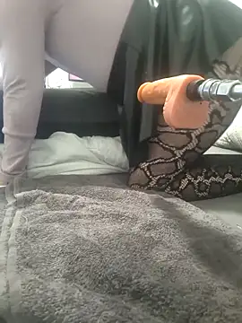 aprilexx online show from 02/14/26, 07:58