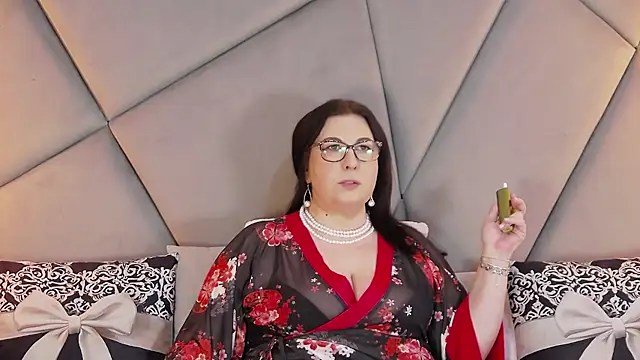 Snapshot of AryaEve chatting on 02/12/26, 06:46 AryaEve online show from 02/12/26, 06:46