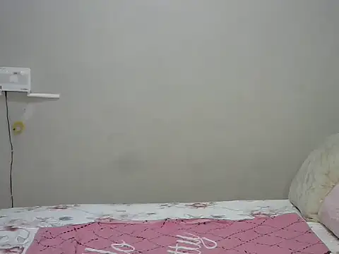 Cariepink online show from 02/17/26, 06:44