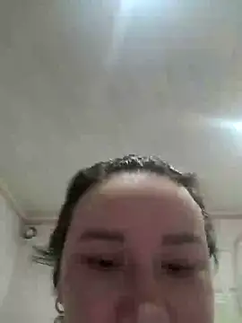 Snapshot of AlexaLexie chatting on 12/29/24, 06:27 AlexaLexie online show from 12/29/24, 06:27