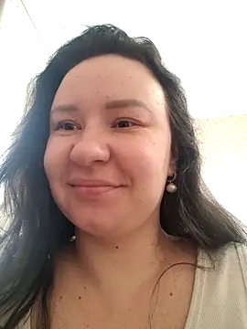 Snapshot of AlexaLexie chatting on 10/15/25, 08:00 AlexaLexie online show from 10/15/25, 08:00