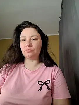 AlexaLexie online show from 04/08/26, 07:43